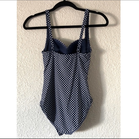 Bathing suit - Picture 2 of 2